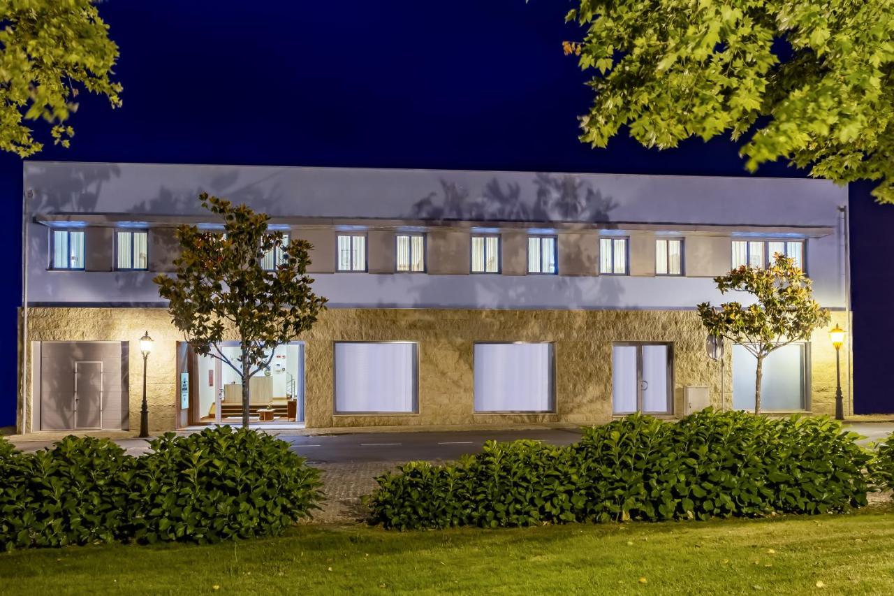 Bed and Breakfast Boutique Mouras Mondim de Basto Exterior foto
