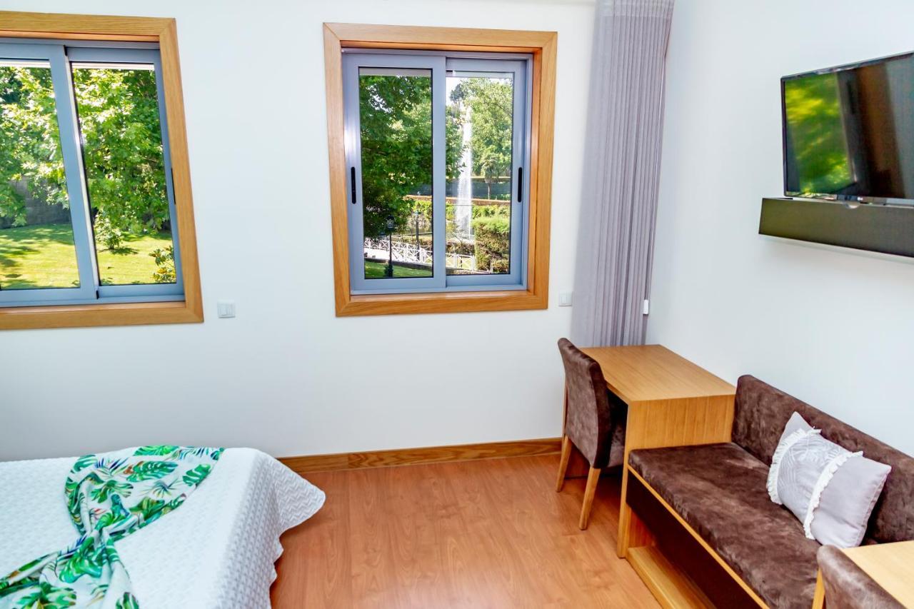 Bed and Breakfast Boutique Mouras Mondim de Basto Exterior foto